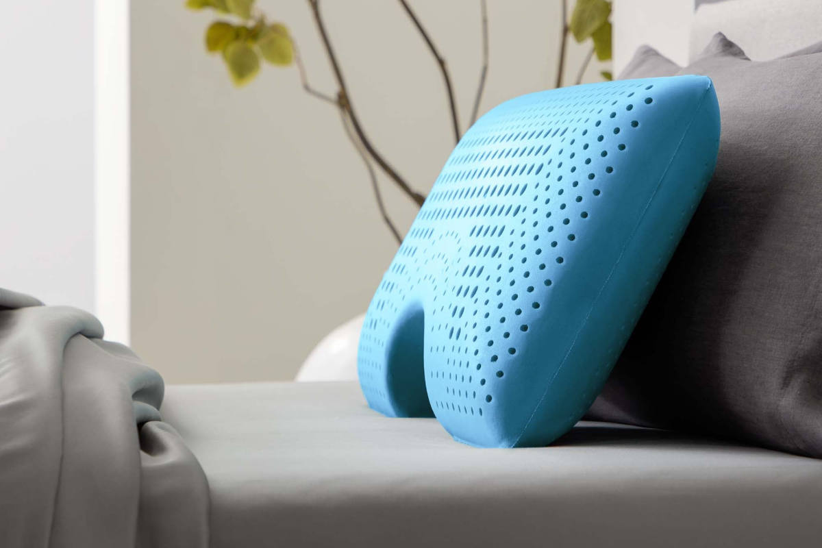 Malouf Shoulder Zoned Dough Pillow - Thumbnail 4